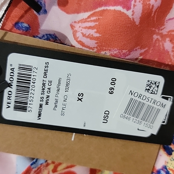 REMI Floral Short Sleeve Dress VERO MODA - Picture 3 of 3